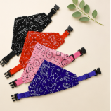 1pc Cashew Floral Graphic Dog and Cat Bandanas - Adjustable